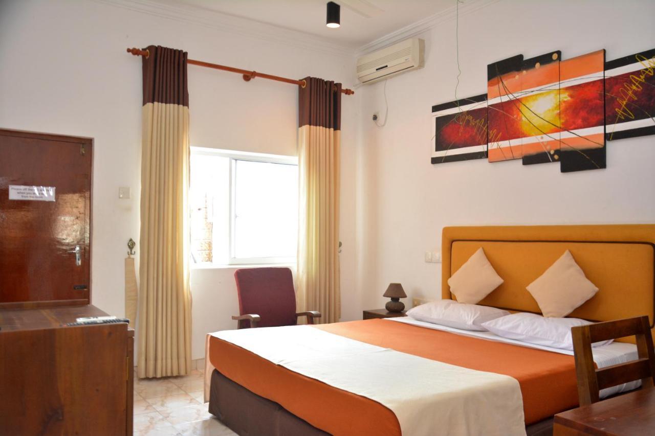 Yolanda Villa Negombo Extérieur photo