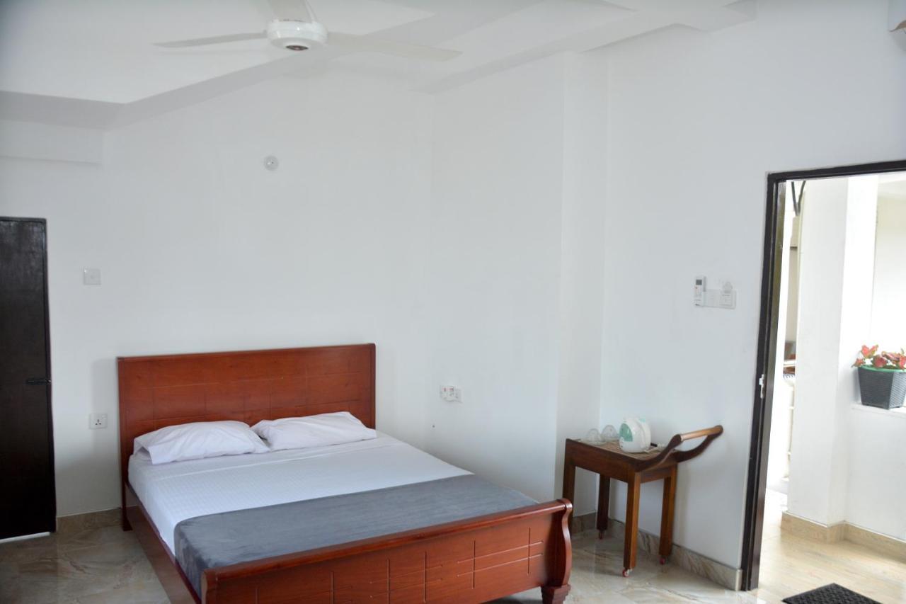 Yolanda Villa Negombo Extérieur photo