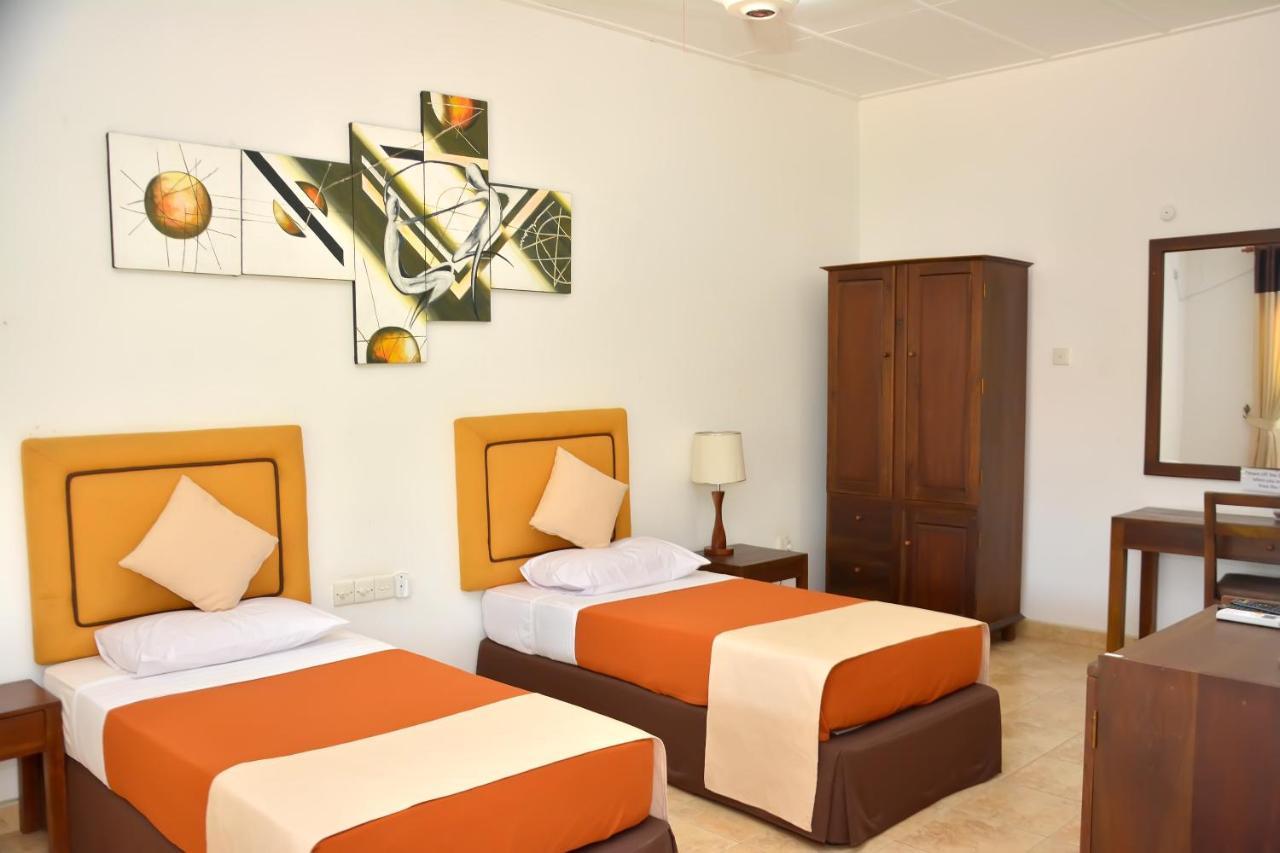Yolanda Villa Negombo Extérieur photo